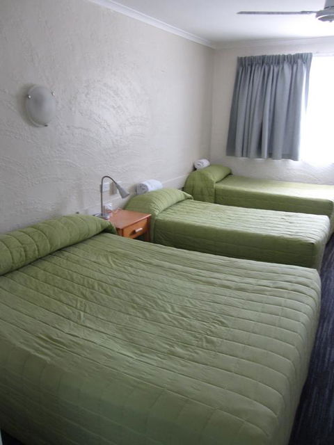 Urangan Motor Inn - Brisbane Tourism 3
