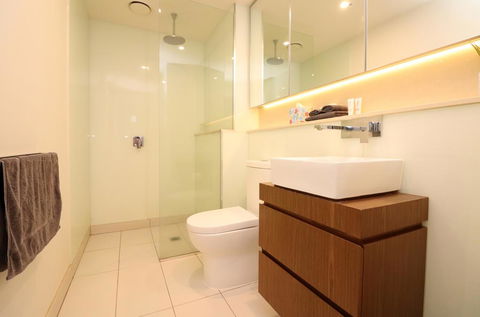 Urban Eden - Pets, Parking, Balcony, Chapel St 260m - Tourism Brisbane 2