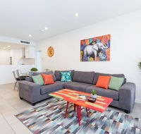 Urban Jungle Executive Apartment in Heart of CBD - Tourism Brisbane