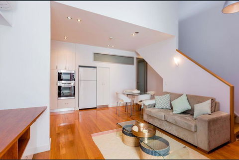 Urban Paradise Minutes From The Markets - Tourism Brisbane 3