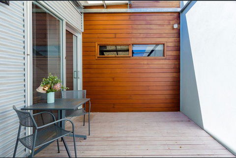 Urban Paradise Minutes From The Markets - Tourism Brisbane 1