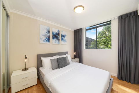 Urban Rest - Foveaux St - Tourism Brisbane 2