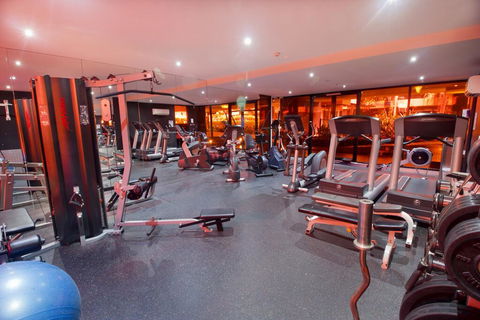 Urban Sea Drift - Pets, Pool, Gym, Parking, Beach 250m - Tourism Brisbane 3