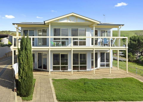 VALLEY VIEWS - 10 Valley Heights Drive - Brisbane 4u 2