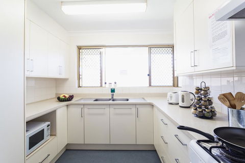 Vickery House 8 Bedroom Flat - Tourism Brisbane 0