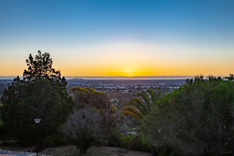 Vermillion Skies Holiday Accommodation - Tourism Brisbane 3
