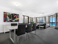 Victoria Square 2 Bed Ocean View Broadbeach