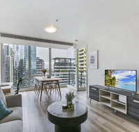 Views and hotel-style extras in a great location - Brisbane Tourism