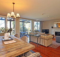 Villa 3br Beaujolais luxe  style Resort Condo located within Cypress Lakes Resort nothing is more central - Brisbane Tourism
