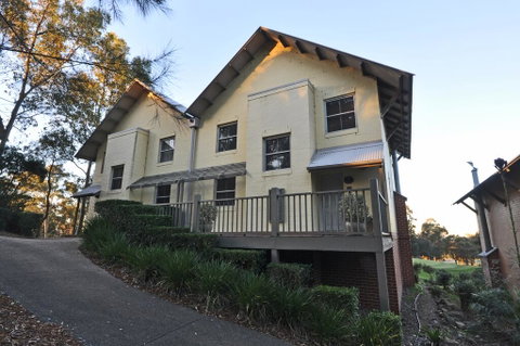 Villa 4br Vignerons Lodge Resort Condo Located Within Cypress Lakes Resort (nothing Is More Central) - Brisbane Tourism 1