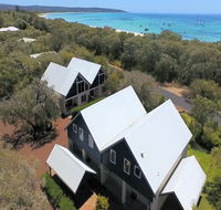 Villa 5 Whitesands - Tourism Brisbane