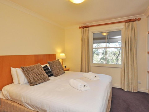 Villa Executive 2br Petit Verdot Resort Condo Located Within Cypress Lakes Resort (nothing Is More Central) - Brisbane Tourism 3
