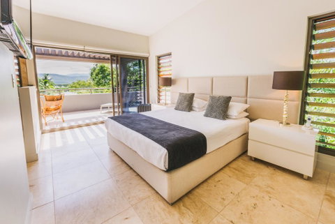 Villa Mercedes - Luxury Holiday Villa - Brisbane Tourism 0