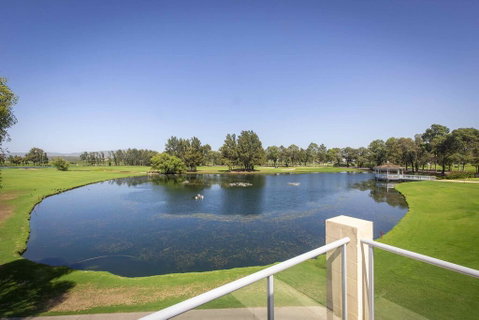 Villa On The Green - Brisbane Tourism 1