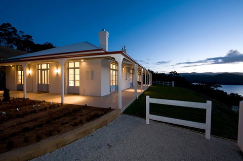 Villa Talia Tasmania - Tourism Brisbane 2