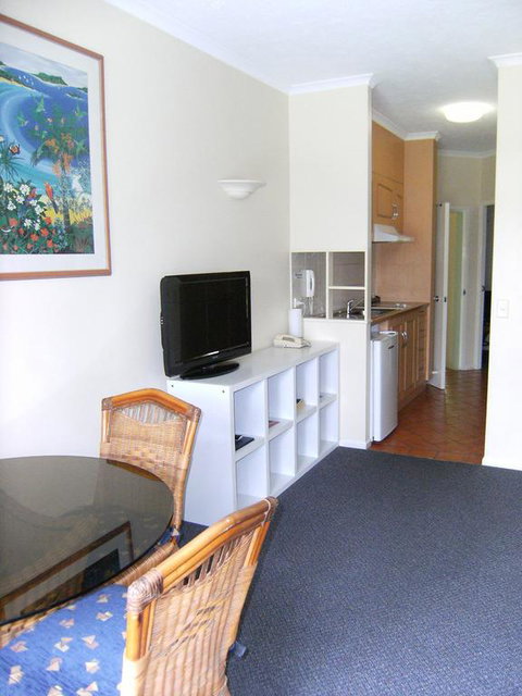 Villa Vaucluse Apartments - Brisbane Tourism 3
