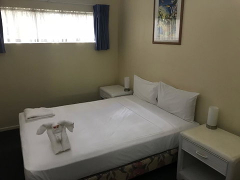Villa Vaucluse Apartments - Brisbane Tourism 2