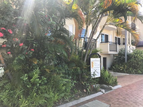 Villa Vaucluse Apartments - Brisbane Tourism 0