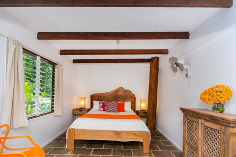 Villa Zena - Brisbane Tourism 1