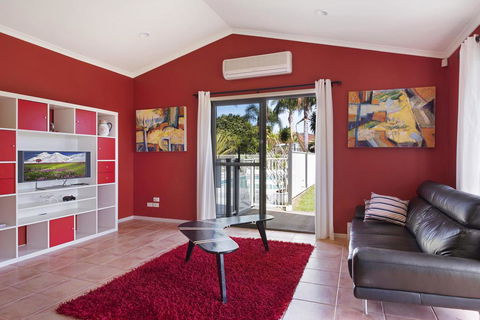 Village Drive 31 Ulladulla - Tourism Brisbane 1
