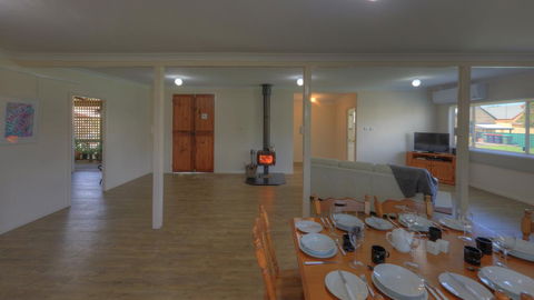 Village Stays Coldstream Gallery Bungalow - Tourism Brisbane 2