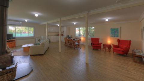 Village Stays Coldstream Gallery Bungalow - Tourism Brisbane 1
