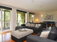 Book Pokolbin Accommodation Vacations Tourism Brisbane Tourism Brisbane
