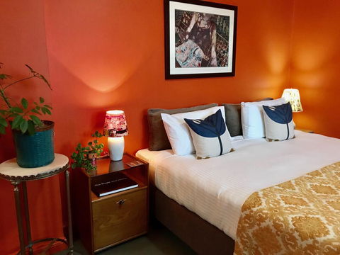 Vine Valley Inn - Tourism Brisbane 0