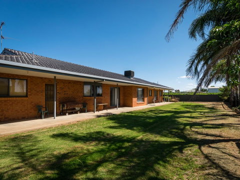 Vineyard Retreat Mildura - Tourism Brisbane 2