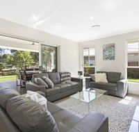 Vino e Golf - Brisbane Tourism