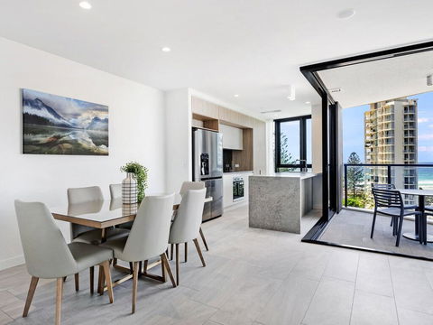 Vue Broadbeach Private 2 Bed Ocean View - Brisbane Tourism 0