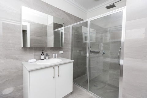 Wagga Apartments #3 - Brisbane Tourism 3