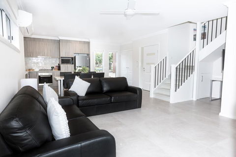 Wagga Apartments #5 - Tourism Brisbane 0