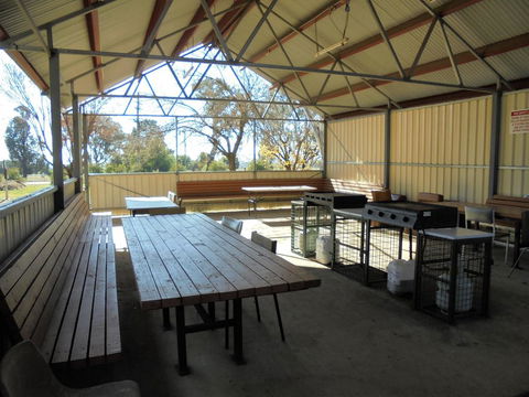 Wagga Wagga Tourist Park - Brisbane Tourism 1