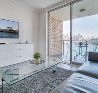 Wake up to Sydney Harbour - Tourism Brisbane