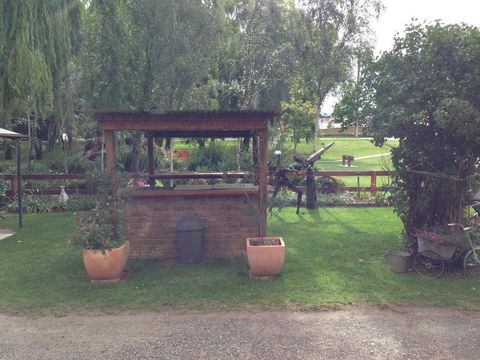 Walcha Royal Cafe & Accommodation - Tourism Brisbane 2