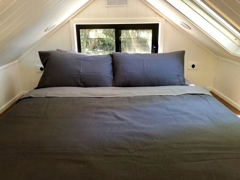 Walden Tiny House - Tourism Brisbane 3