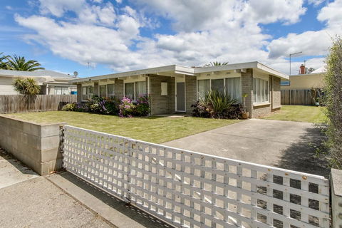 Wander On Bulmer - Tourism Brisbane 3