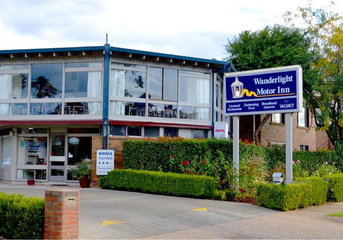 Wanderlight Motor Inn - Tourism Brisbane 0