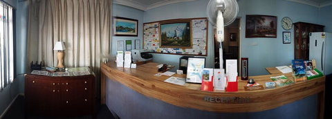 Warren Motor Inn - Tourism Brisbane 3