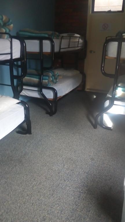 Warrnambool Beach Backpackers - Tourism Brisbane 3