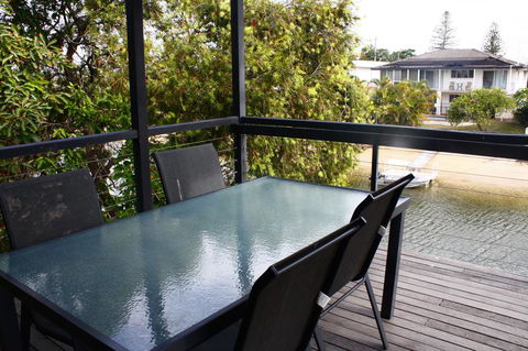 Water Front Room - Brisbane Tourism 2