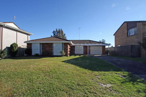 Waterfront On Sandpiper - Tourism Brisbane 3