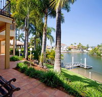 Waterfront Sorrento - Tourism Brisbane