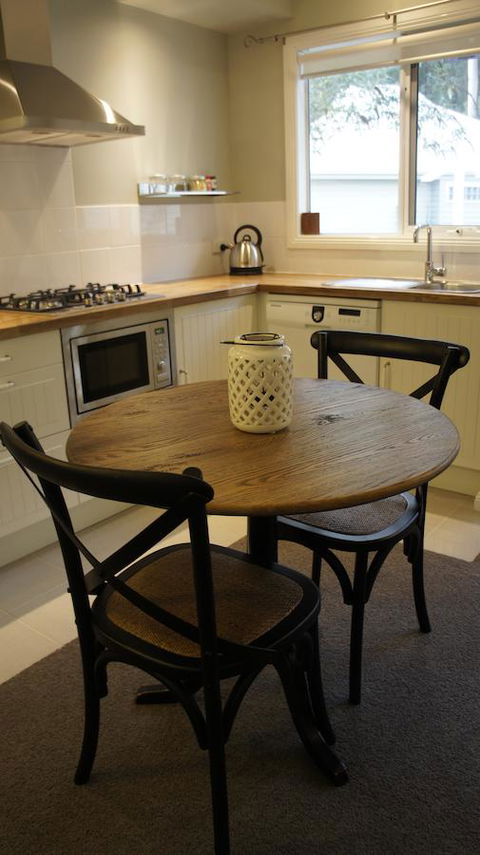 Amelina Cottages - Brisbane Tourism 22
