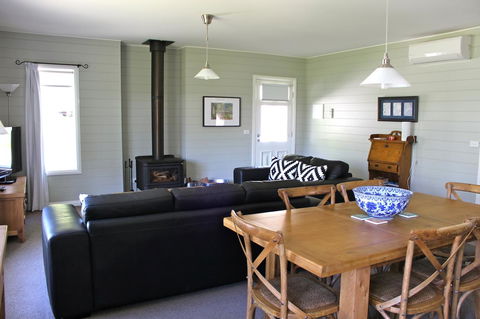 Amelina Cottages - Brisbane Tourism 27