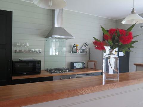 Amelina Cottages - Brisbane Tourism 17