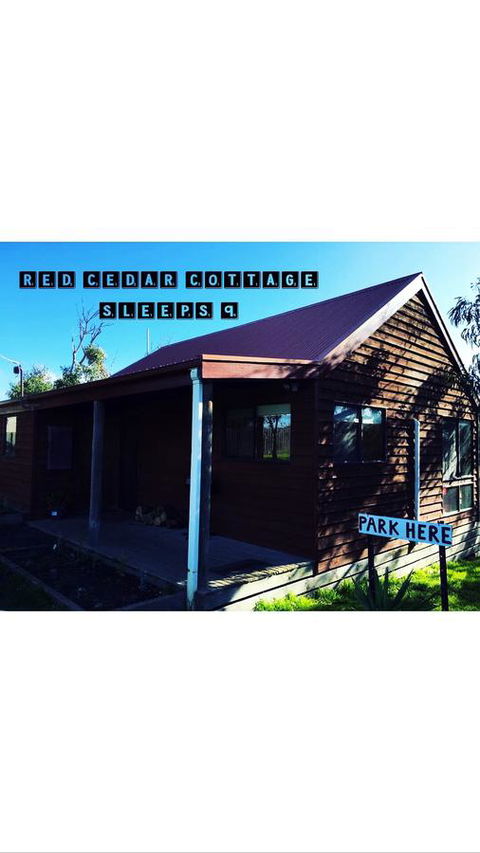 Red Ceder Cottage - Great Ocean Road - Port Campbell - Tourism Brisbane 0