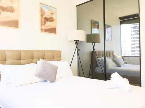 CBD Spacious 3 Bedrooms-Breathtaking View Gym Pool - Brisbane Tourism 20