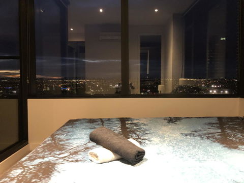 CBD Spacious 3 Bedrooms-Breathtaking View Gym Pool - Brisbane Tourism 18